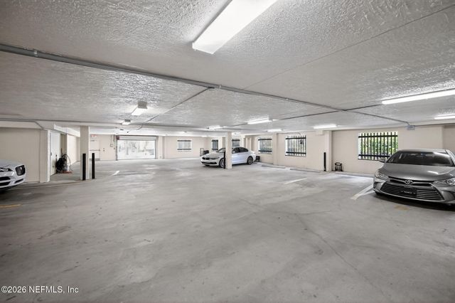 4480 DEERWOOD LAKE Parkway 454, Jacksonville, FL 32216