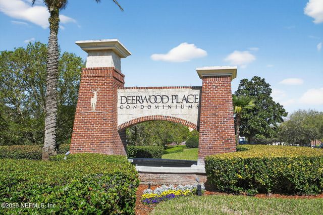 4480 DEERWOOD LAKE Parkway 454, Jacksonville, FL 32216