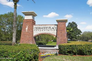4480 DEERWOOD LAKE Parkway 454, Jacksonville, FL 32216