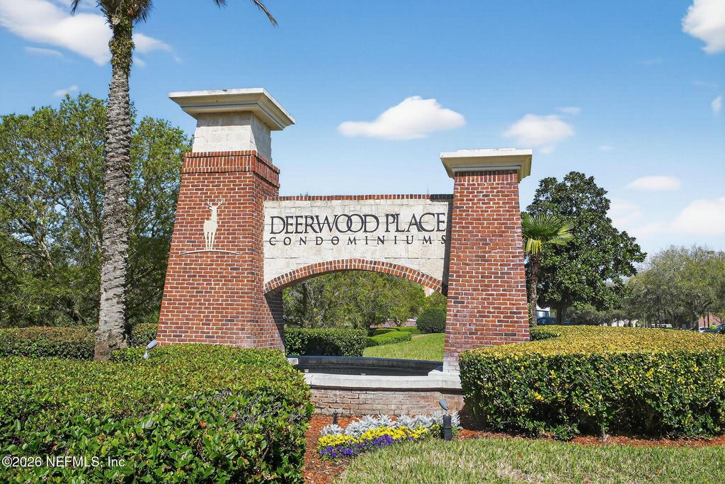 4480 DEERWOOD LAKE Parkway 454, Jacksonville, FL 32216