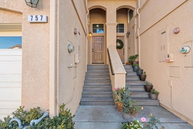 757 Roble Street, Watsonville, CA 95076