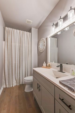 817 Robin Court, Dyer, IN 46311