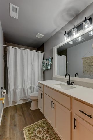 817 Robin Court, Dyer, IN 46311
