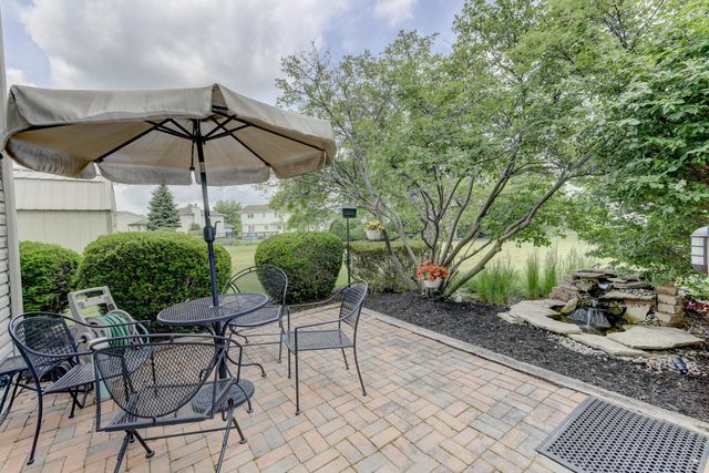 817 Robin Court, Dyer, IN 46311