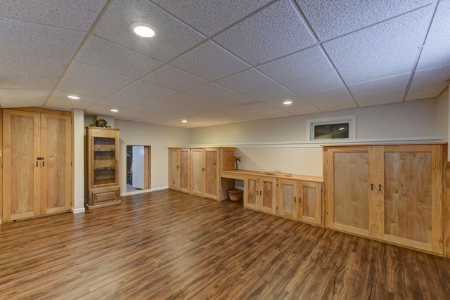 817 Robin Court, Dyer, IN 46311