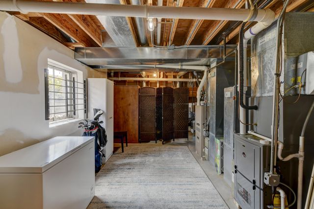 817 Robin Court, Dyer, IN 46311