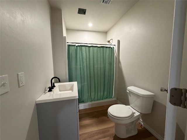 712 N Hobson Avenue, Shawnee, OK 74801