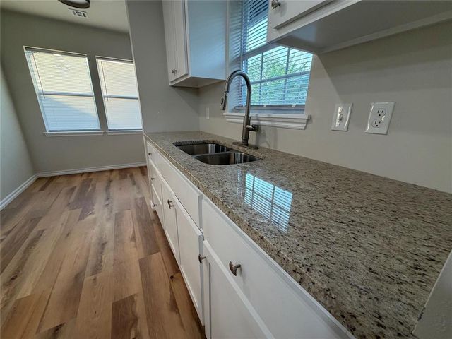 712 N Hobson Avenue, Shawnee, OK 74801