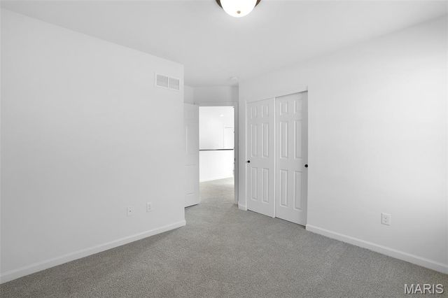 12 Shady Elm Court, St Charles, MO 63301