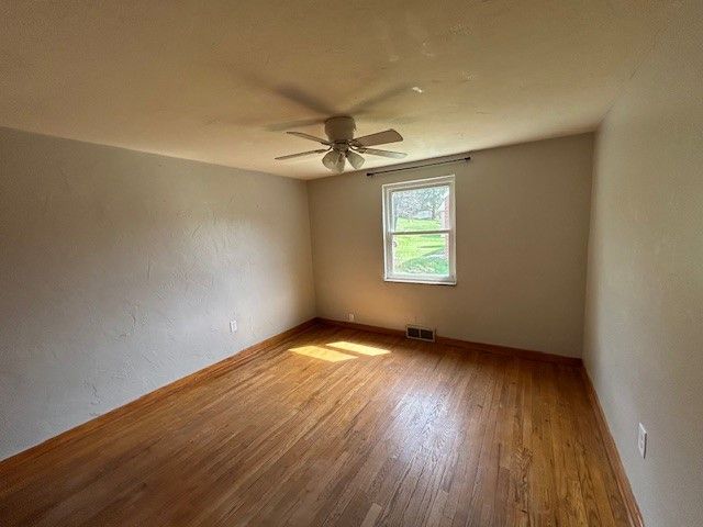 1235 Clifton Road, Bethel Park, PA 15102