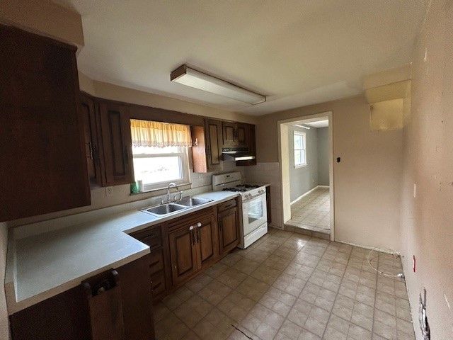 1235 Clifton Road, Bethel Park, PA 15102