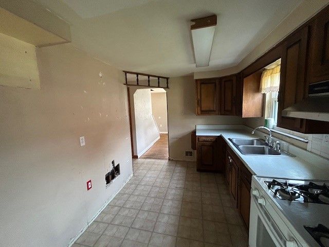 1235 Clifton Road, Bethel Park, PA 15102