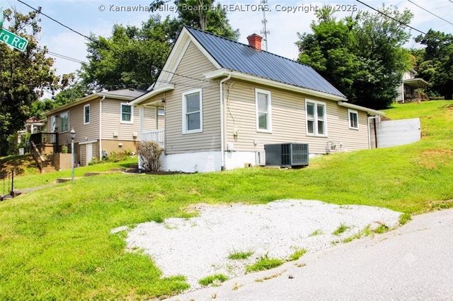 102 Valentia Street, Huntington, WV 25705