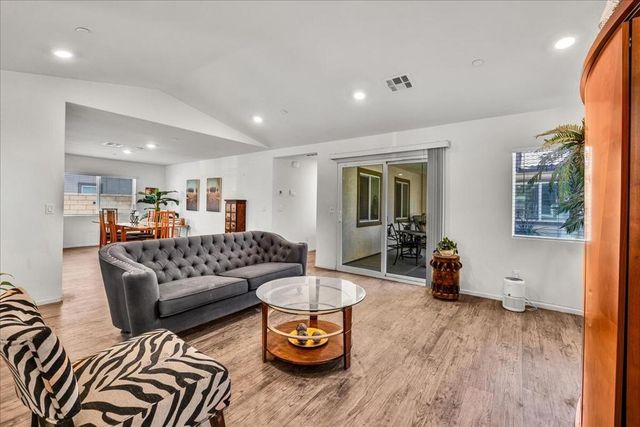 67373 Rio Largo Road, Cathedral City, CA 92234
