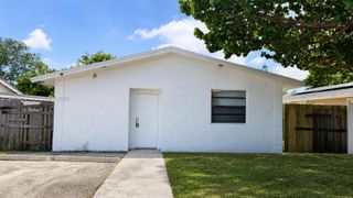 2250 NW 4th Court, Pompano Beach, FL 33069