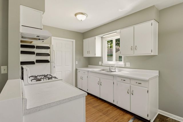 3374 Meyer Place, Saginaw, MI 48603
