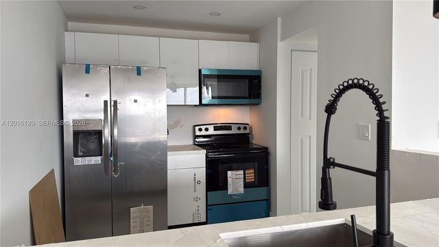 1357 NE Ocean Blvd 311, Stuart, FL 34996