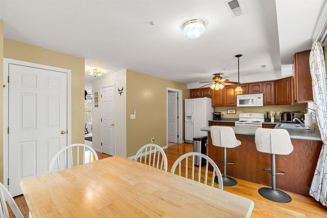 28 Andrew Street, Manchester, NH 03104