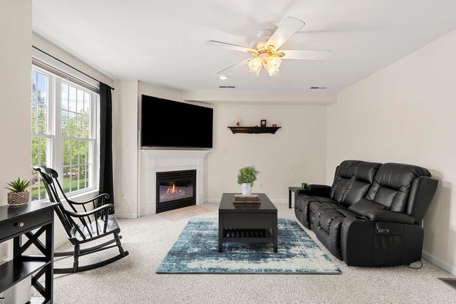 28 Andrew Street, Manchester, NH 03104