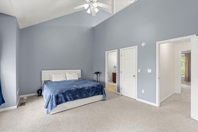 28 Andrew Street, Manchester, NH 03104
