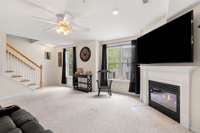 28 Andrew Street, Manchester, NH 03104