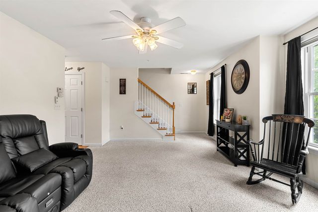 28 Andrew Street, Manchester, NH 03104