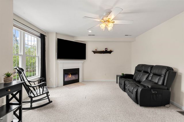28 Andrew Street, Manchester, NH 03104