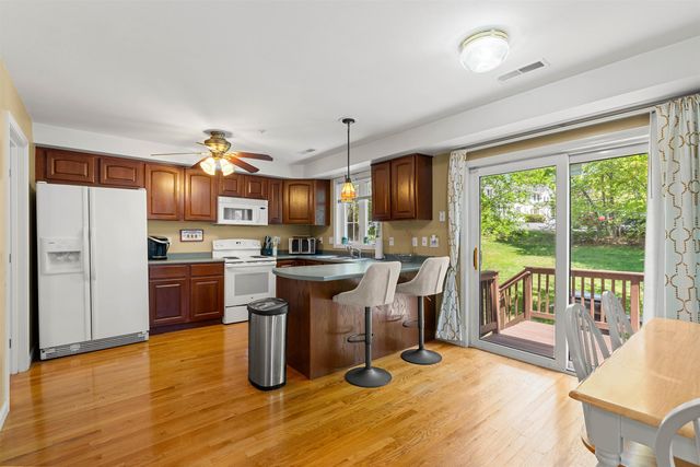 28 Andrew Street, Manchester, NH 03104
