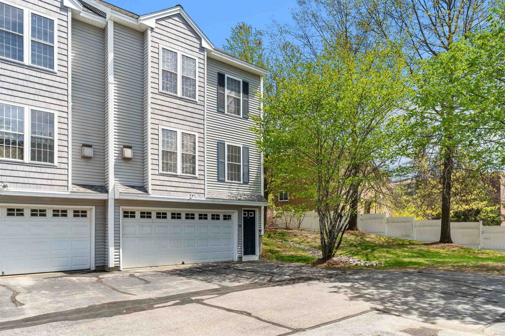 28 Andrew Street, Manchester, NH 03104