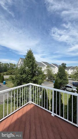 43196 WHELPLEHILL TER, Ashburn, VA 20148