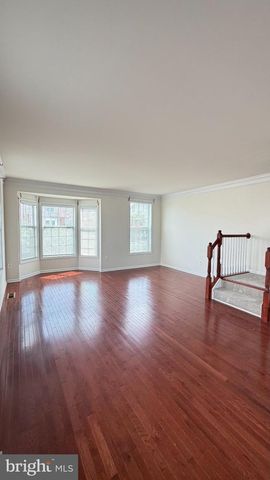 43196 WHELPLEHILL TER, Ashburn, VA 20148