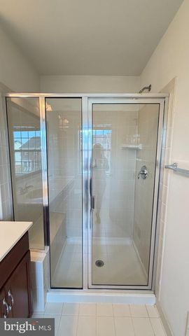 43196 WHELPLEHILL TER, Ashburn, VA 20148