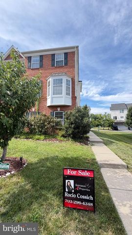 43196 WHELPLEHILL TER, Ashburn, VA 20148