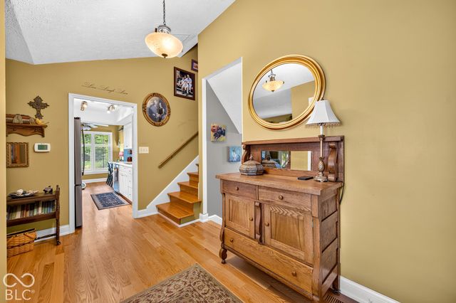 261 Oakwood, Greenwood, IN 46142
