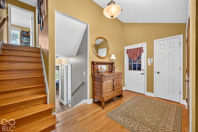 261 Oakwood, Greenwood, IN 46142