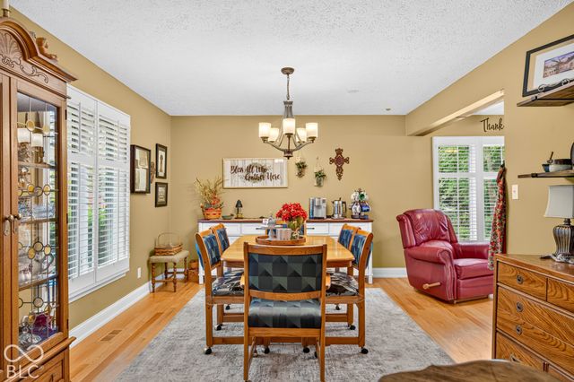 261 Oakwood, Greenwood, IN 46142