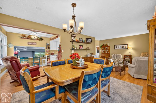261 Oakwood, Greenwood, IN 46142