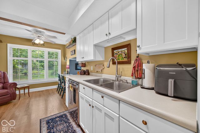 261 Oakwood, Greenwood, IN 46142
