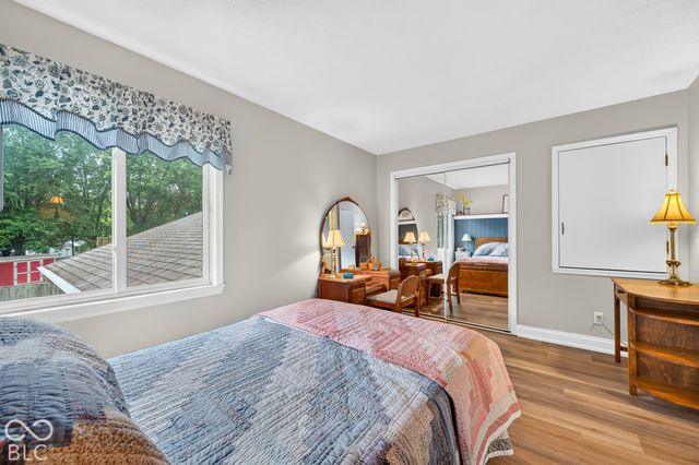 261 Oakwood, Greenwood, IN 46142