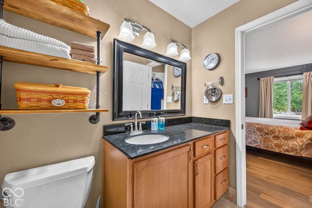 261 Oakwood, Greenwood, IN 46142