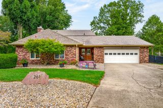 261 Oakwood, Greenwood, IN 46142