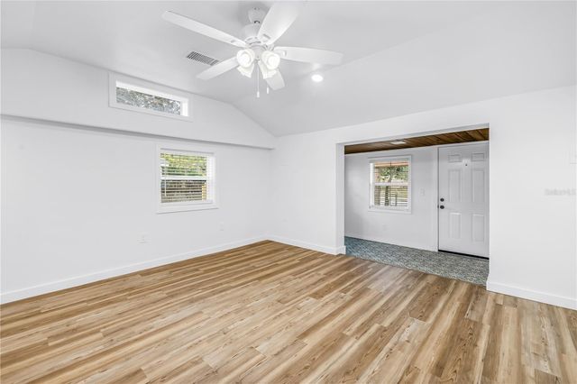 8616 N ORANGEVIEW AVENUE, Tampa, FL 33617