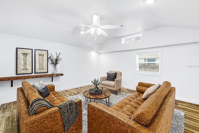 8616 N ORANGEVIEW AVENUE, Tampa, FL 33617