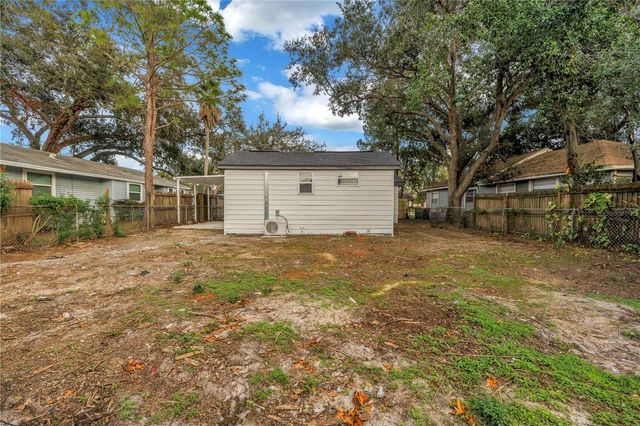 8616 N ORANGEVIEW AVENUE, Tampa, FL 33617