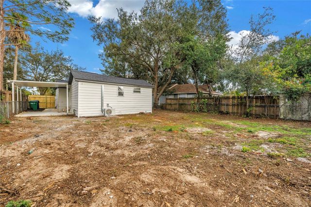 8616 N ORANGEVIEW AVENUE, Tampa, FL 33617