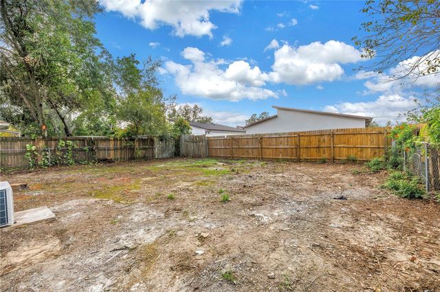 8616 N ORANGEVIEW AVENUE, Tampa, FL 33617