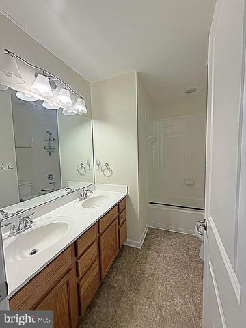 2032 MAGNOLIA CIR, Culpeper, VA 22701