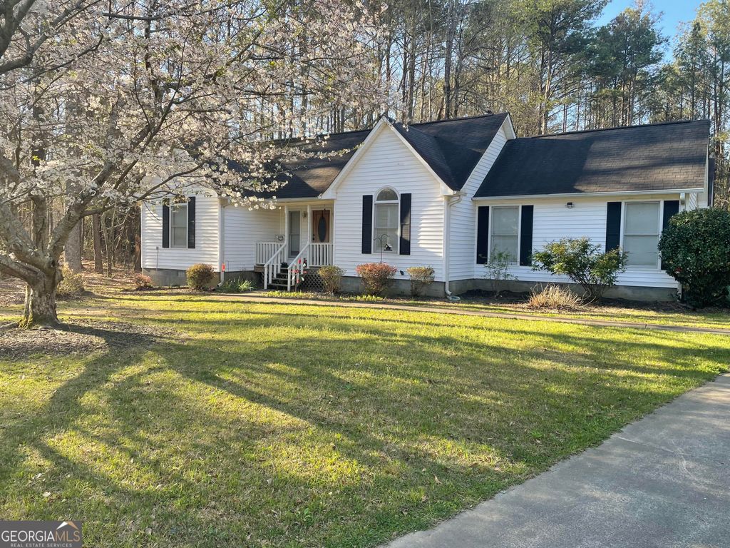 182 Suwanee Court, Senoia, GA 30276