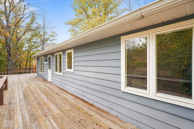 2275 Twinlake Drive, Morgantown, IN 46160