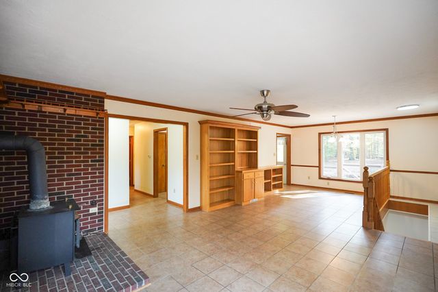 2275 Twinlake Drive, Morgantown, IN 46160